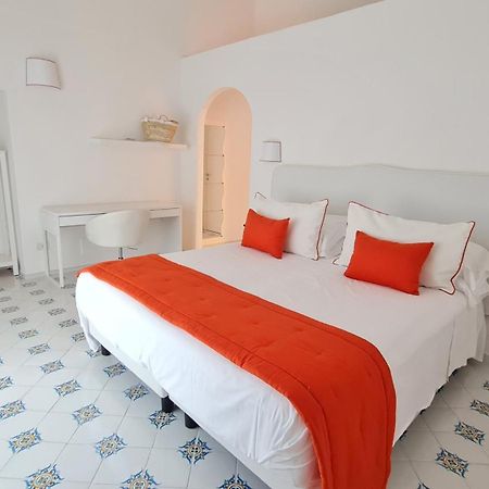 Casa Mandara B&B Позитано Стая снимка